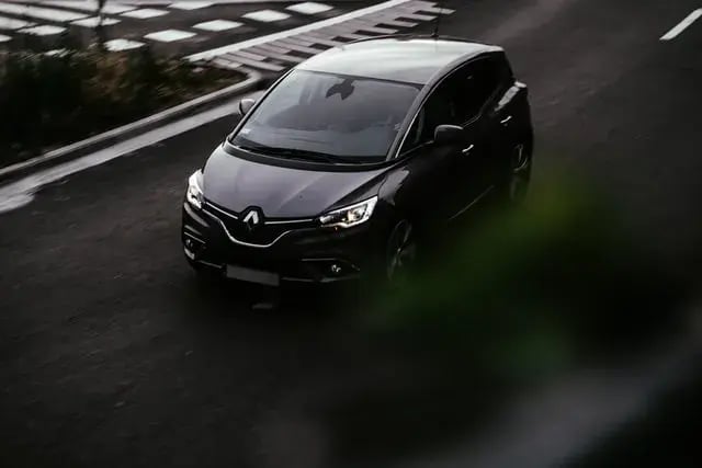 marcel-pirnay-53o2XWGwgTI-unsplash-1